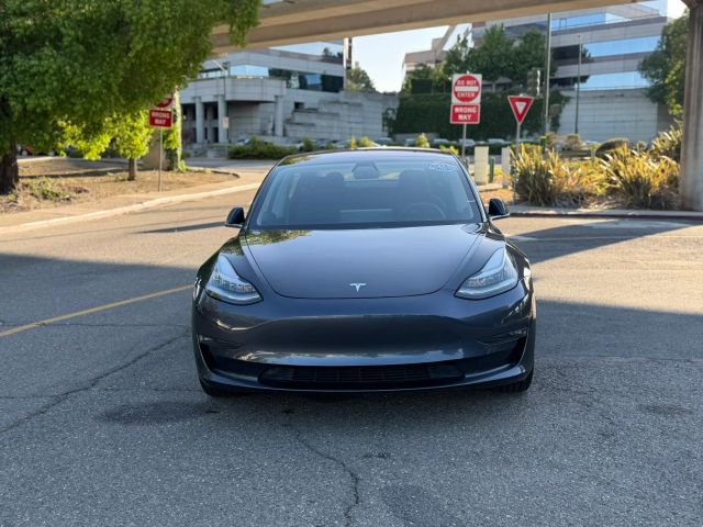 tesla model 3 2018 5YJ3E1EA5JF040308 image tesla model 3 2018 5YJ3E1EA5JF040308 image